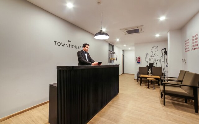 Oyo Townhouse 125 Medawas