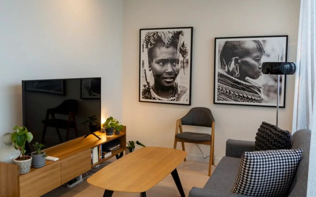 Modern 1 Bedroom Apartment South Yarra