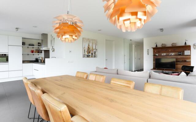 Modern Holiday Home in Kamperland With Garden
