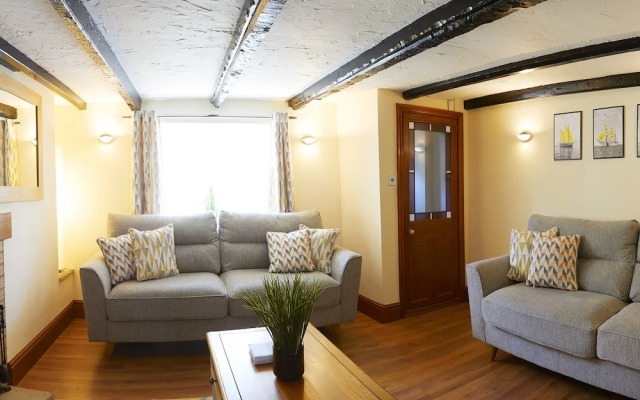 Courtyard Cottage