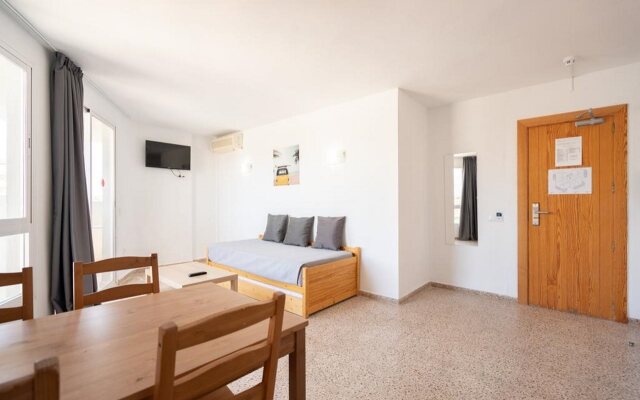 Magalluf Playa Apartments - Adults Only