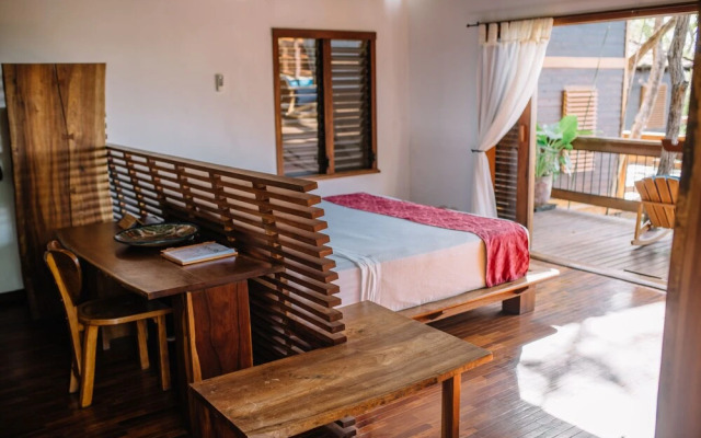 Aqua Oceanfront Resort & Residences
