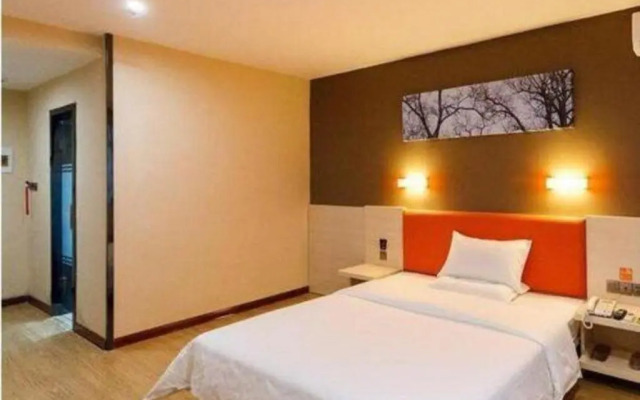 Home Inn Dalian Zhuanghe Huanghai Street
