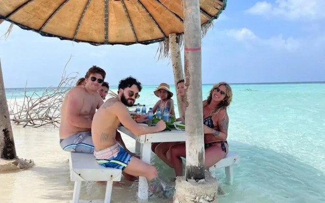 VIVA Beach & Spa MALDIVES