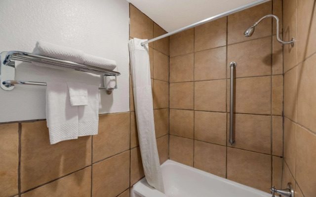 Rodeway Inn Flagstaff - Downtown