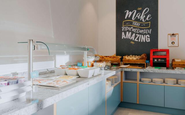 Hampton by Hilton Warsaw Reduta