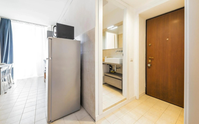 Roomy Apartment X6 close to Subway!