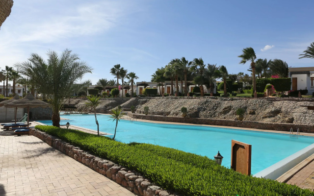 Club Reef Resort