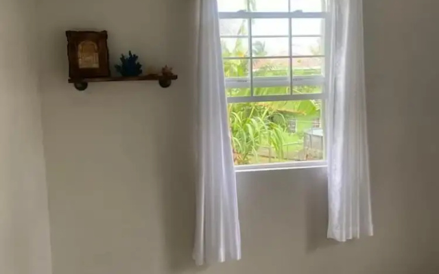 Vee's Country Apartments