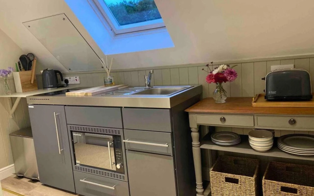 Stylish Getaway in the Heart of the Pewsey Vale