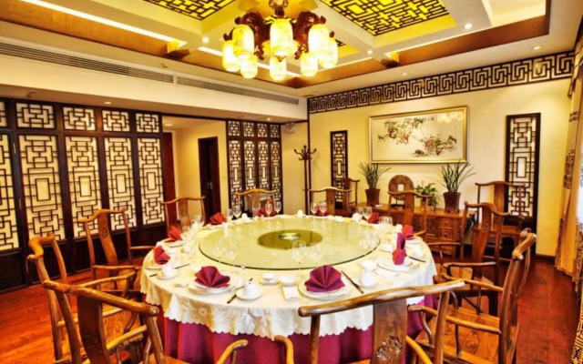 Tang Dynasty Art Garden Hotel