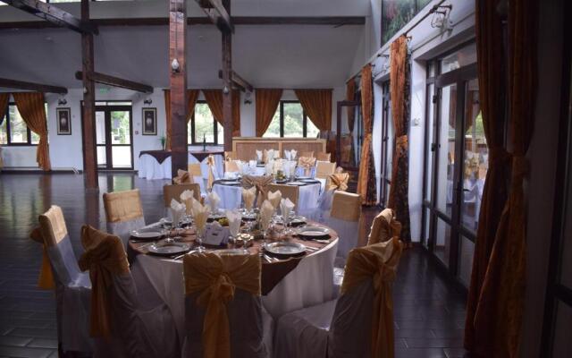 Fata verde - La Padure