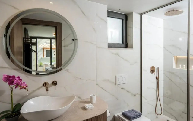 Vaya Suites by Omilos Hotels