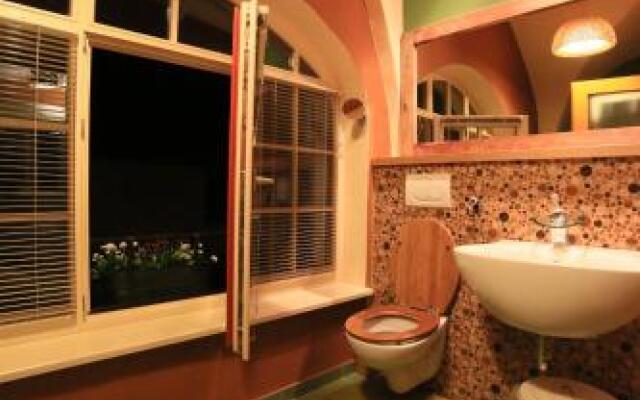 Muzikafe Bed & Breakfast