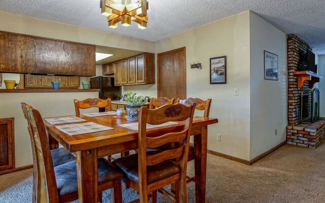 Canyon Terrace Retreat