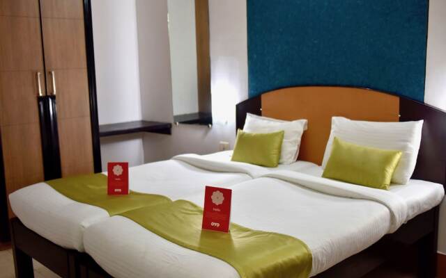 OYO 10765 Hotel Tanish