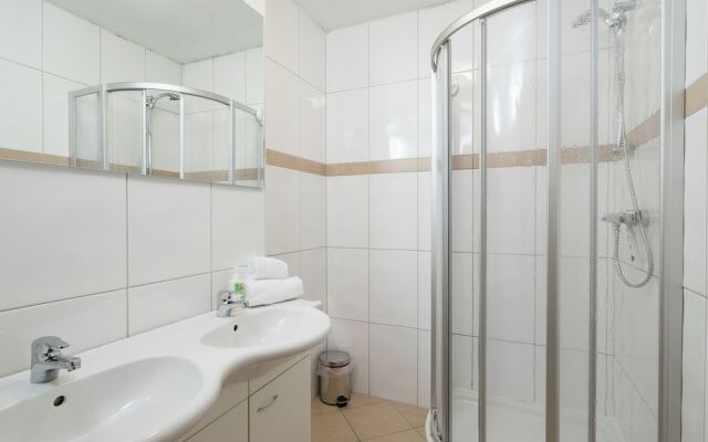 Spacious Apartment on Slopes in Saalbach-hinterglemm