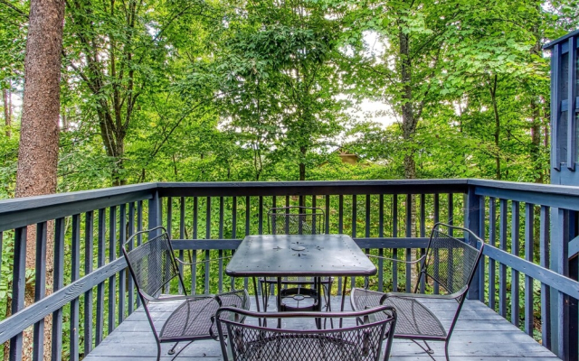 Pinecrest Townhomes-1KING and 2BUNK UNIT