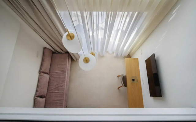 Phos Hotel Adults Only