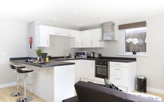 Saracens Courtyard Apartments