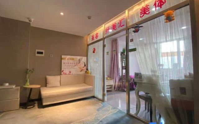 Yingduo International Hotel(Capital airport Xinguo exhibition store)