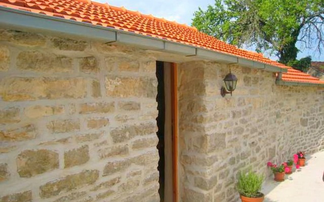 Stone House Harmony