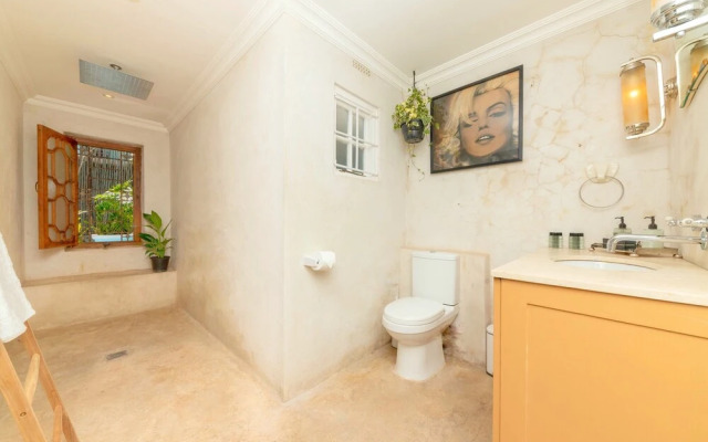 Amina Boutique Hotel