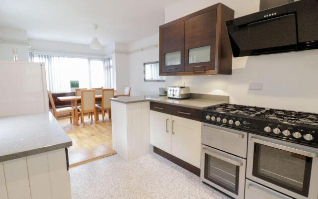 Crannog Self-Catering House