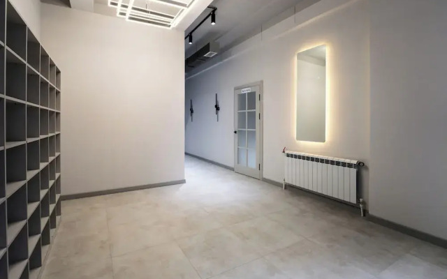 Qlife Capsule Hostel