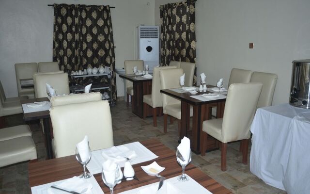 Seth Hotel Asaba