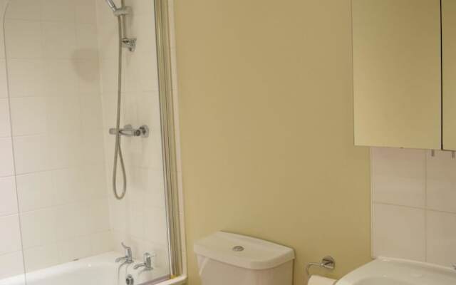 3 Bedroom Apartment in West London