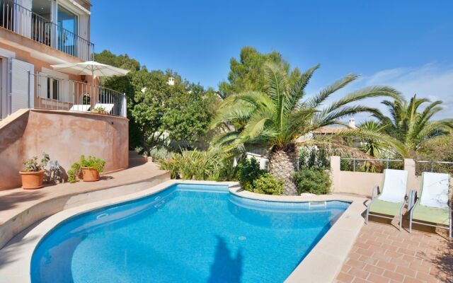 Villa with Incredible Sea Views And Pool Sleeps 7