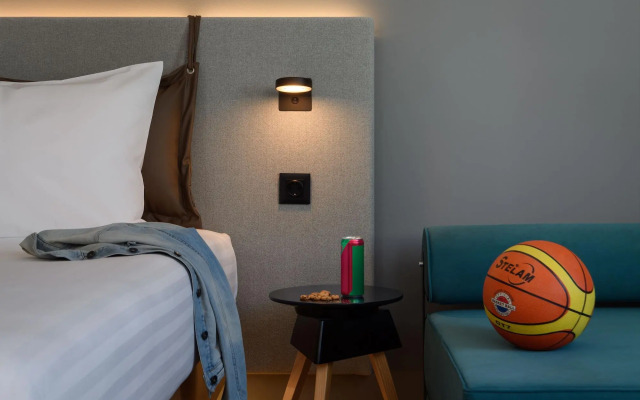 Moxy Lisbon City