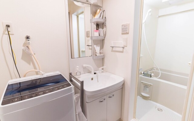 L-style Hanazonocho Apartment B