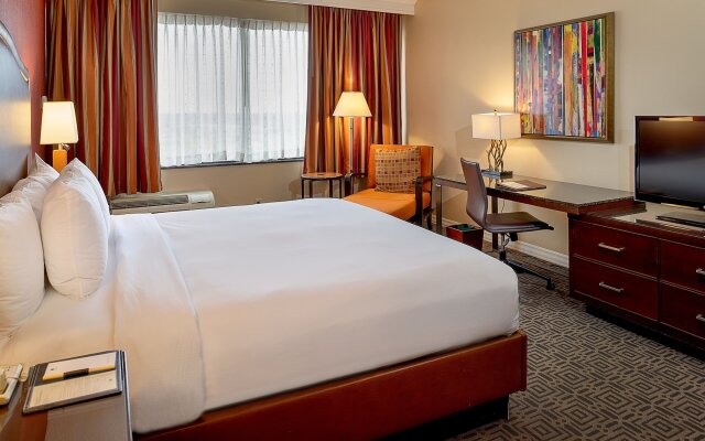 DoubleTree by Hilton Hotel St. Louis - Chesterfield