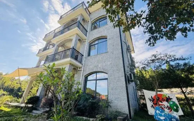 Huisu Yinshe Bamboo Rice Theme Guesthouse, Mogan Mountain