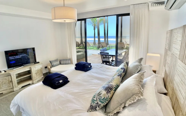 Modern Beachfront Paradise - Hermosa Palms 8 by RedAwning