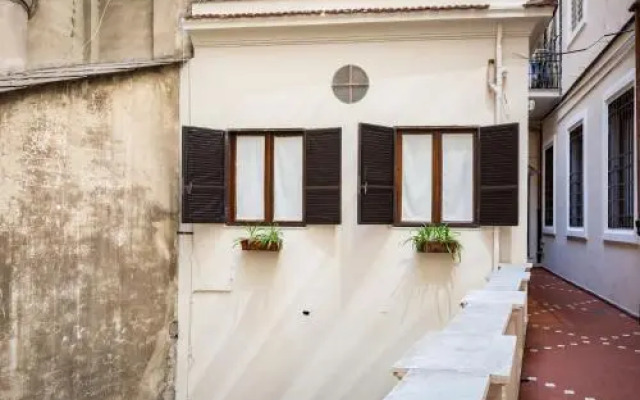 Loft Colosseo entire Apartment for family