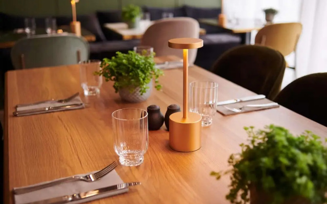 Square Lodge Hotel La Roche Sur Yon - Handwritten Collection