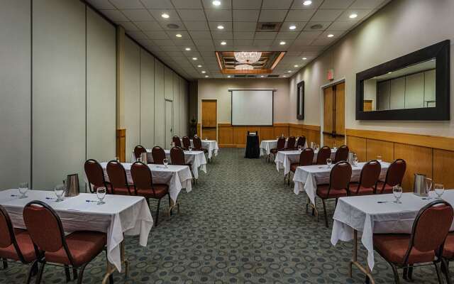 Best Western Plus Silverdale Beach Hotel