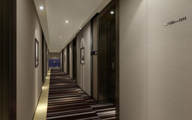 eStay Residence Poly World Trading Center