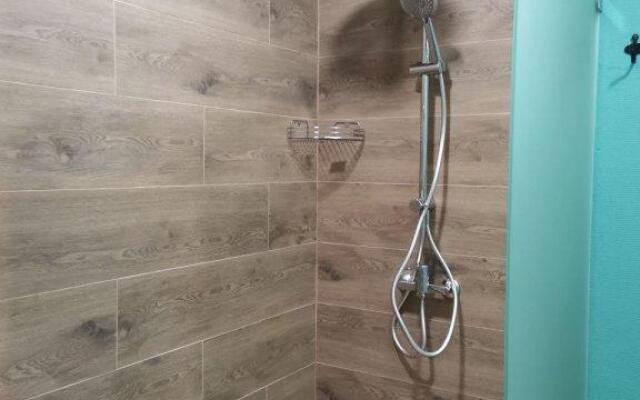 Апартаменты на проспекте Раиса Беляева 42А