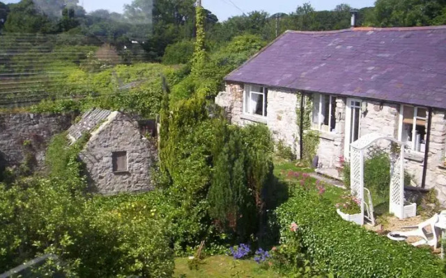 Lleiniog Holiday Cottages