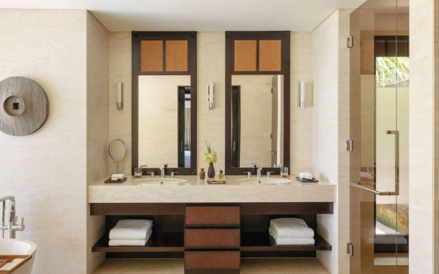 Отель Raffles Bali