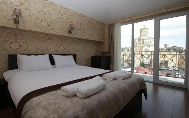 Marialuis Hotel