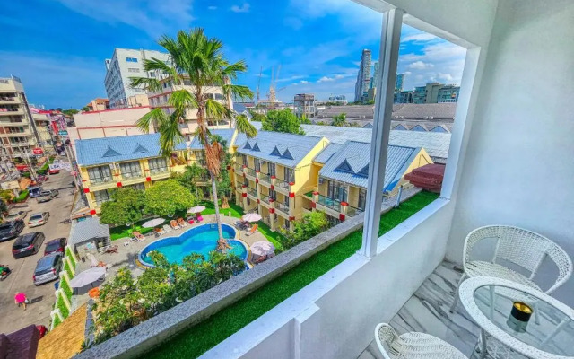 Mermaid's Beach Resort