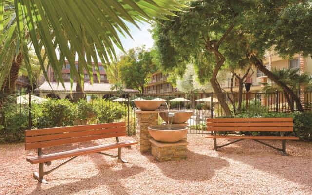 Motel 6 Phoenix, AZ – Sky Harbor