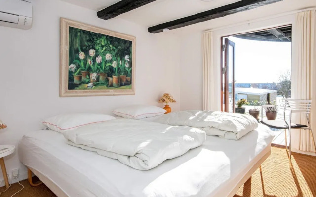 8 Person Holiday Home in Ebeltoft-by Traum