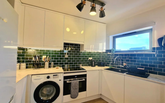 Luxury Station Apartment by Paymán Club