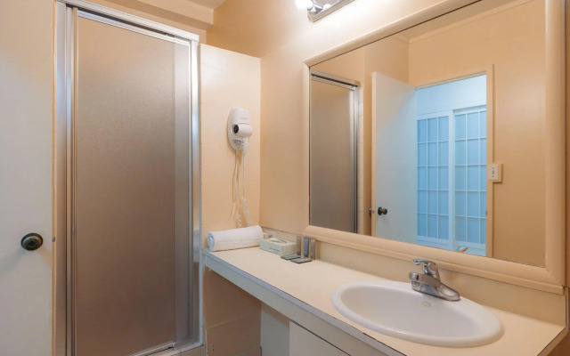 Waikiki Heritage Hotel